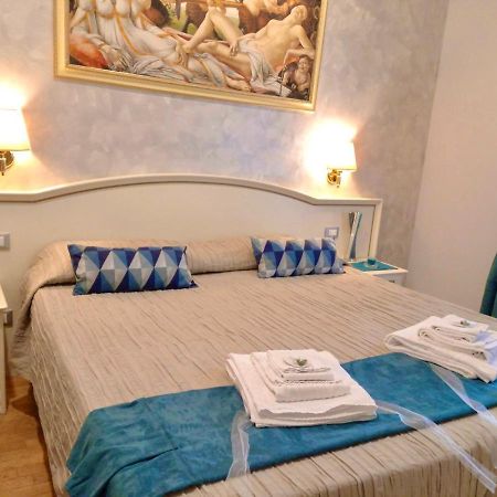 Domus Via Veneto Panzió Róma Kültér fotó