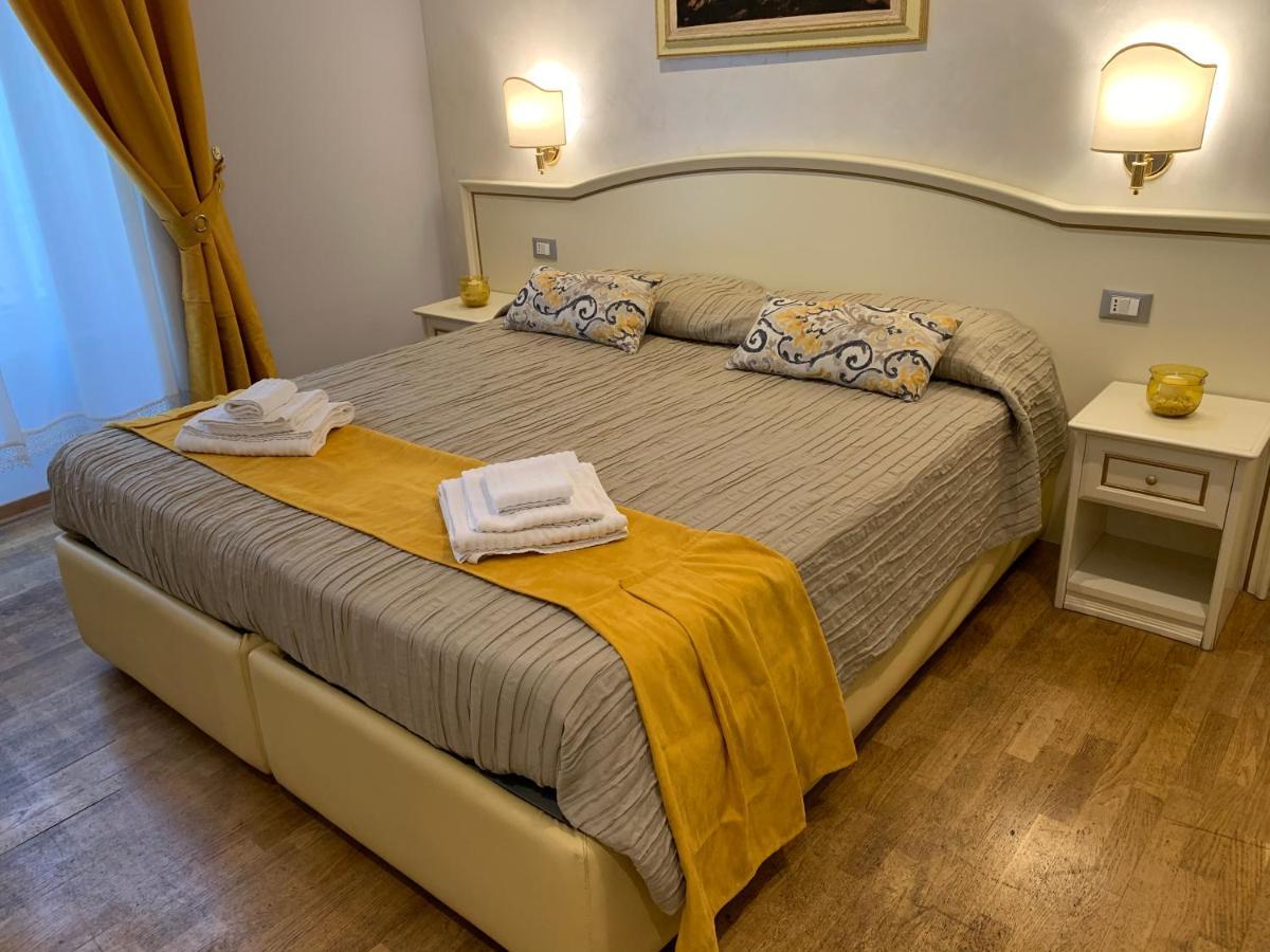 Domus Via Veneto Panzió Róma Kültér fotó